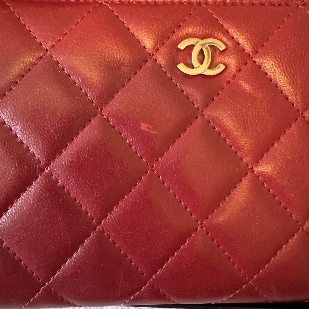 Chanel - Red Lambskin Long Wallet - Picture 3 of 14